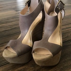 Jessica Simpson wedges